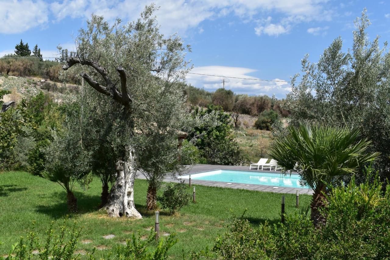 Vecchia Dimora Resort Centuripe Exterior foto